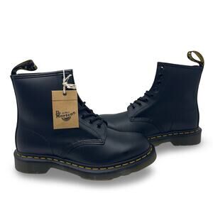 New Dr. Martens 1460 SMOOTH LEATHER LACE UP BOOTS Men 7 Women 8